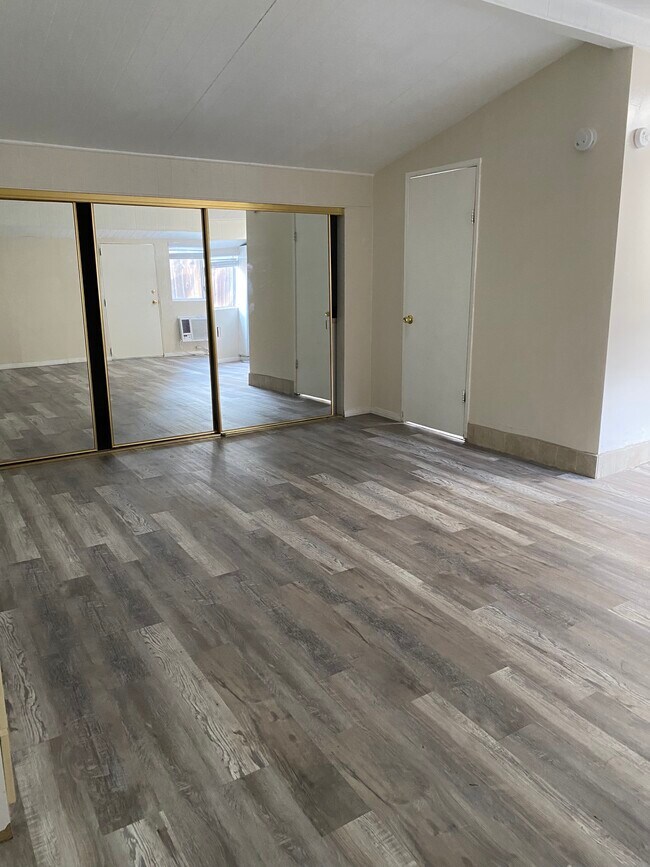 Building Photo - 19700 Friar St