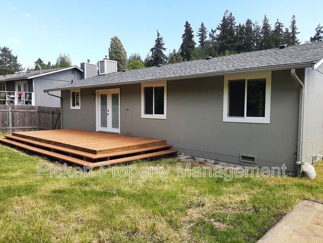 Building Photo - 212 NE Torval Canyon Rd