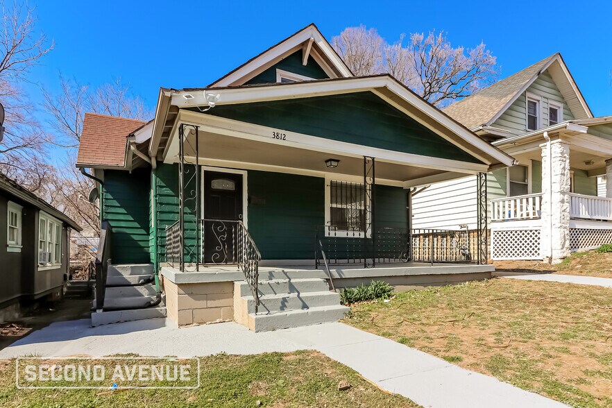 Building Photo - 3812 Park Ave