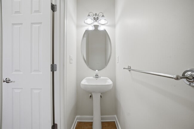 Building Photo - 5205 Pughsville Rd