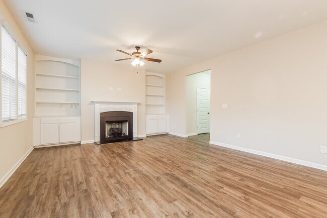 Building Photo - 536 McCarthy Dr