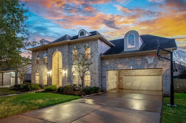Building Photo - 22823 Roberts Run Ln