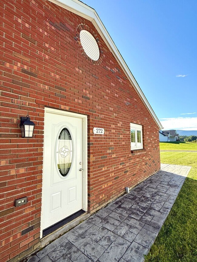 Building Photo - 272 Lauren Tice Rd