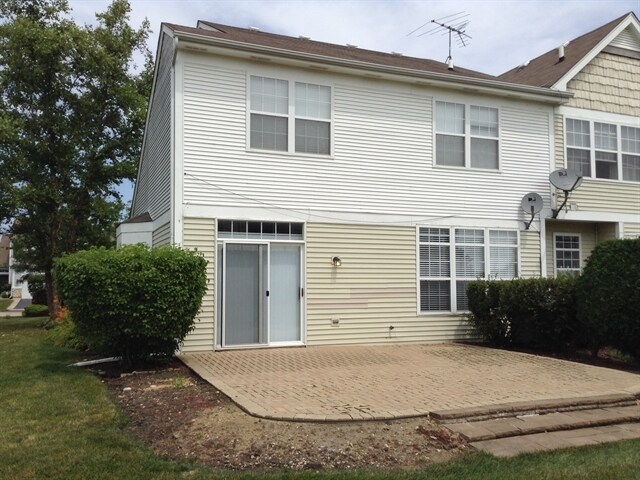 Building Photo - 1437 White Pine Ln