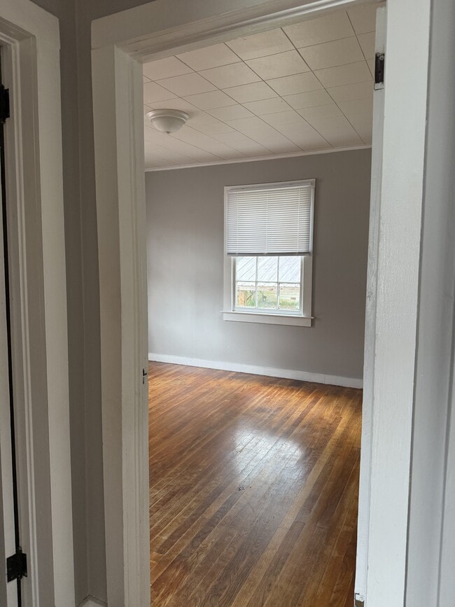 Building Photo - 4387 Kelson Ave
