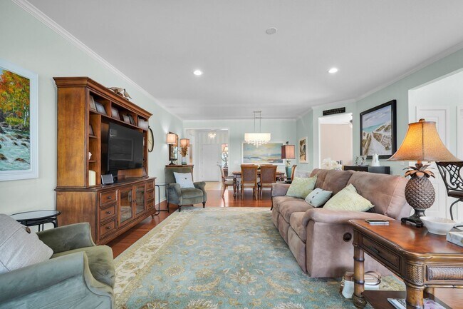 Building Photo - 17 Thomas Bee Dr