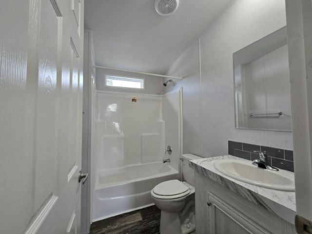 Building Photo - 104 Bush Ln