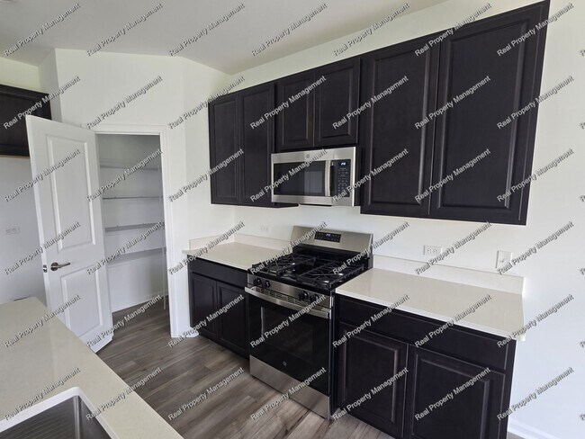 Building Photo - New Construction 3 Bedroom Townhome