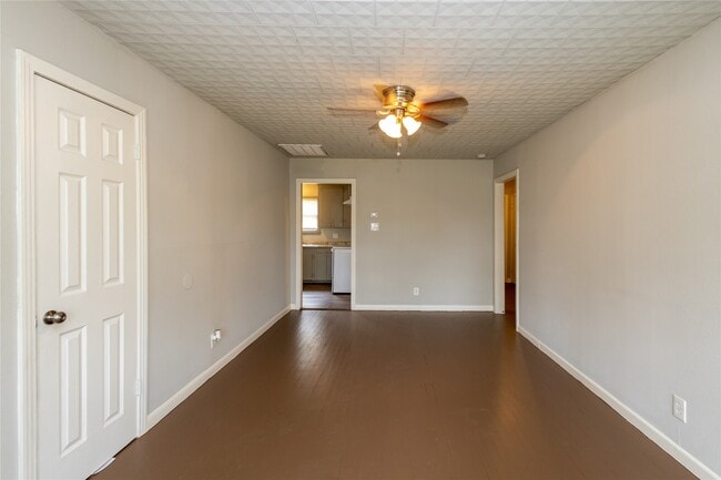 Building Photo - 4710 El Paso Ave