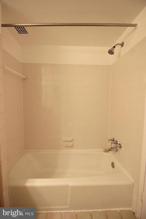 Building Photo - 2624 Wagon Dr