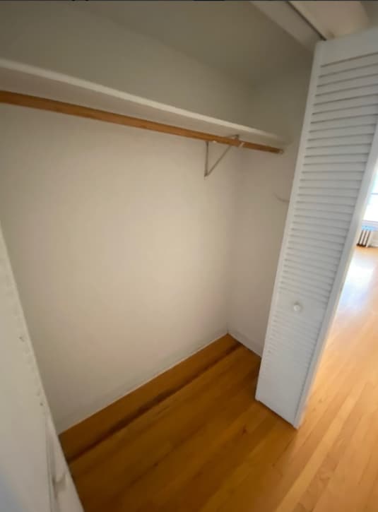 Building Photo - 4519 N Paulina St