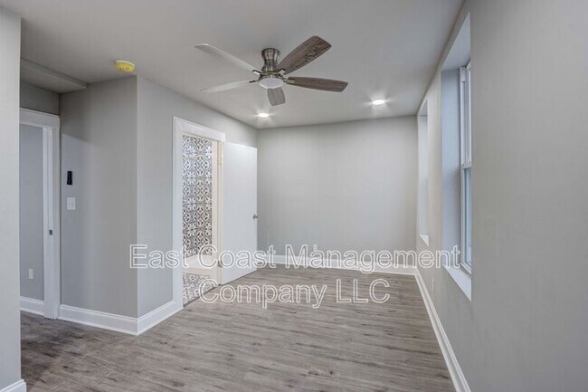 Building Photo - 2619 Loyola Northway