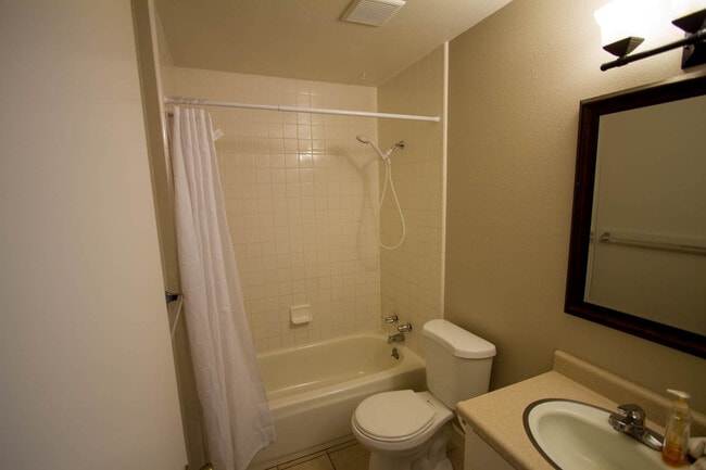 Building Photo - 3113 Independence Way