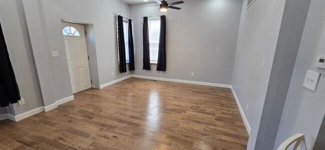 Building Photo - Beautifully Rehabbed Condo with Charm-Pool...