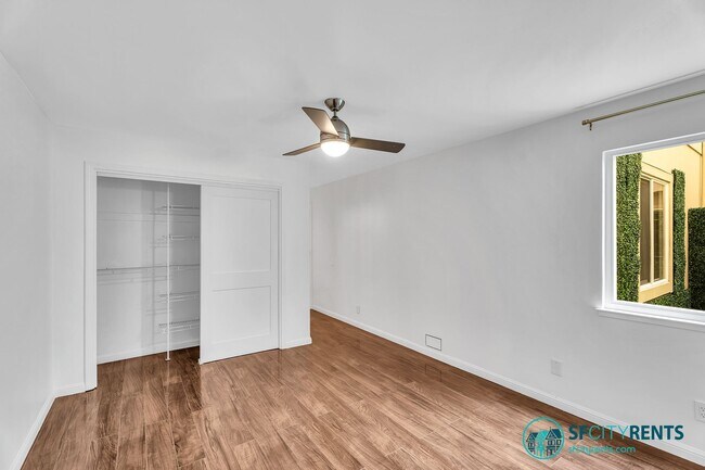 Building Photo - Noe Valley/Dolores Heights: Luxury Condo w/ Expansive Private Deck & 2 Car Parking
