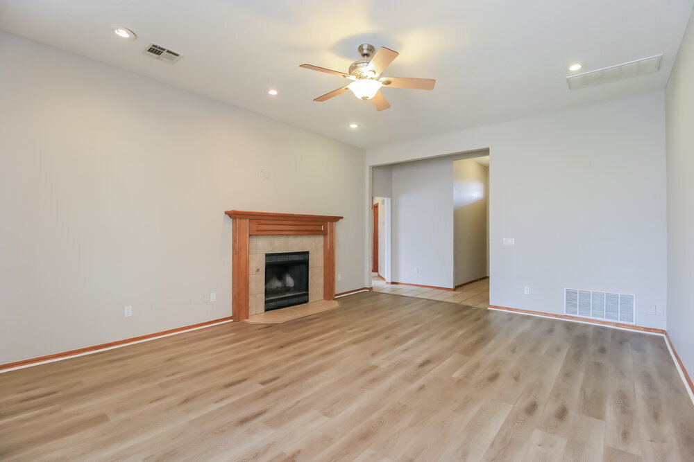 Building Photo - 528 NW 174th St