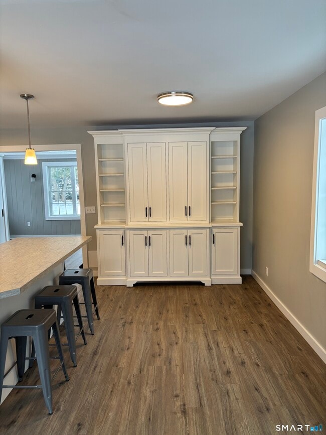 Building Photo - 88 Douglas Rd