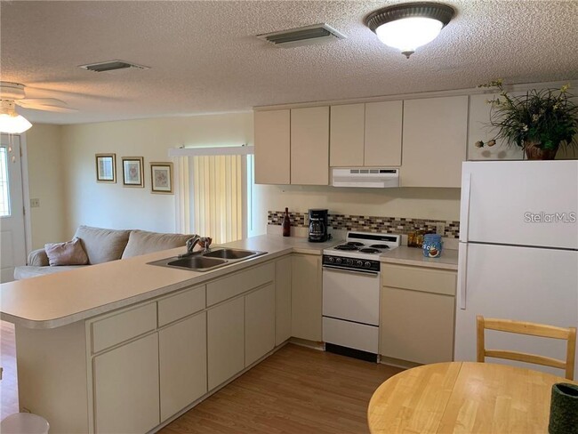 Building Photo - 18306 FL-44