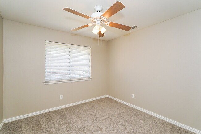 Building Photo - 1237 Camden Yard Dr