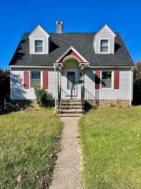 Building Photo - 65 Hinsdale Ave