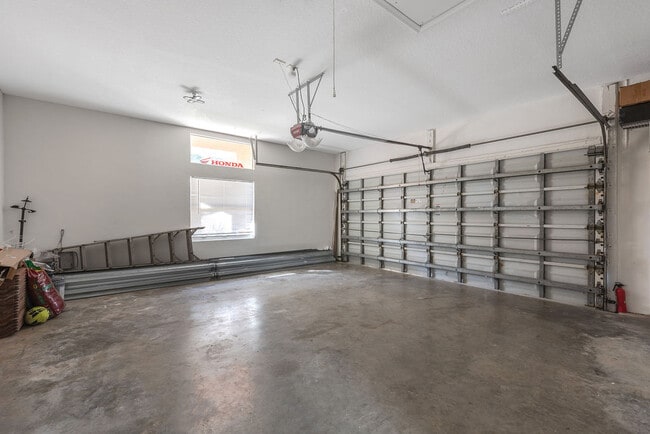 Building Photo - 13577 52nd Ct N