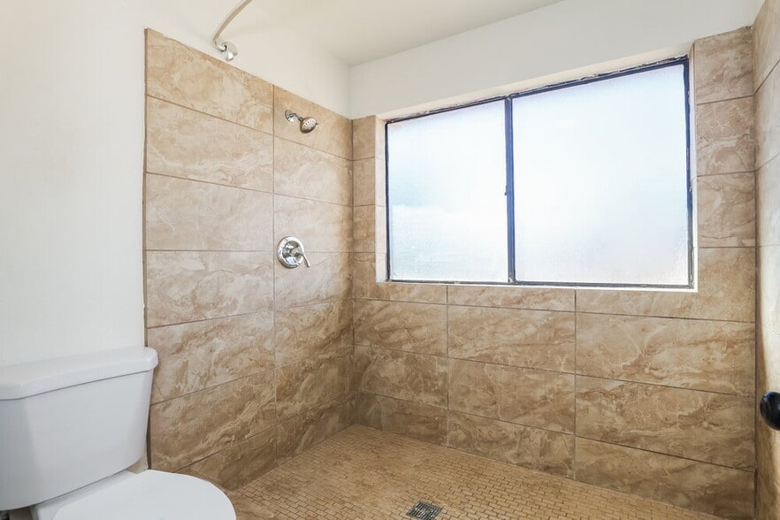 Building Photo - 7519 W Sequoia Dr