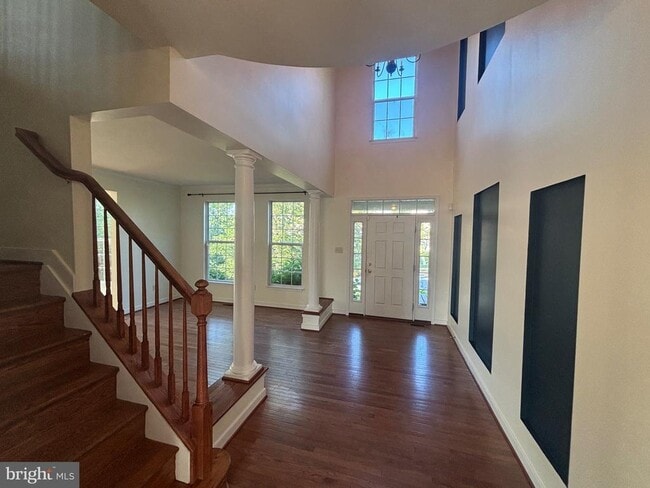 Building Photo - 7536 Pinewild Rd