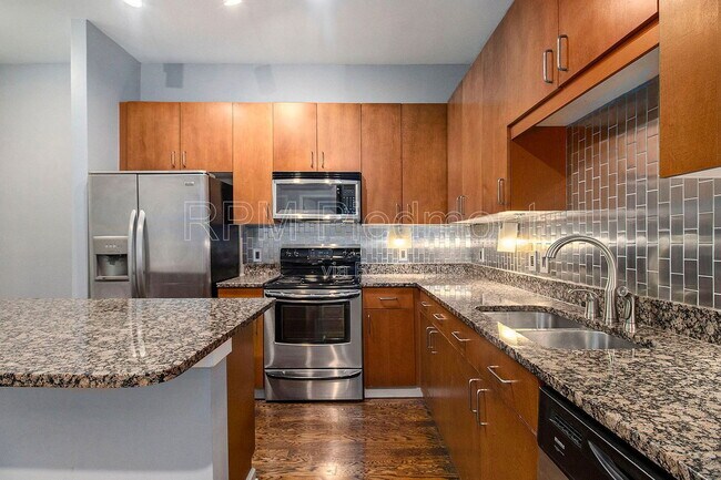 Building Photo - 5300 Peachtree Rd