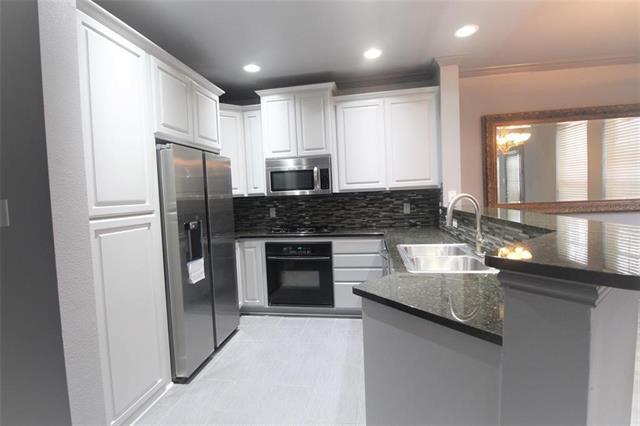 Building Photo - 4448 Jardin St