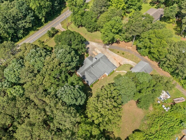 Building Photo - 5325 Union Church Rd