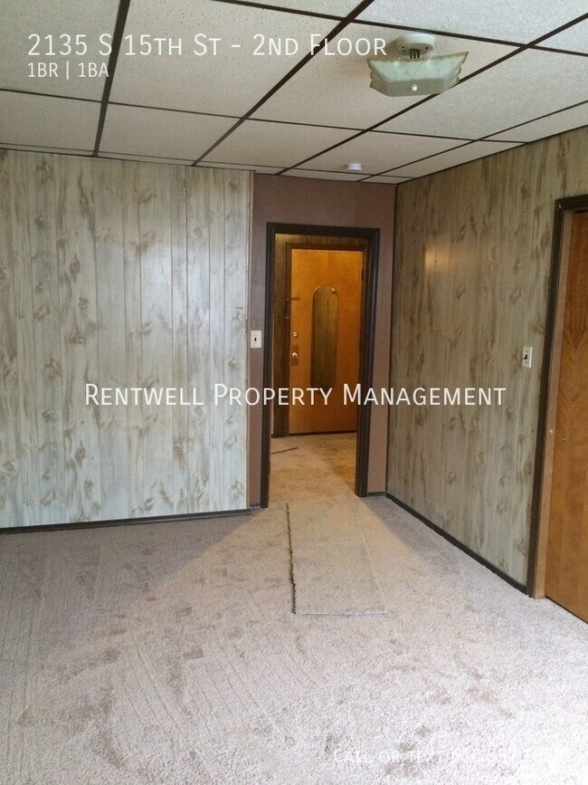 Building Photo - 2135 S 15th St