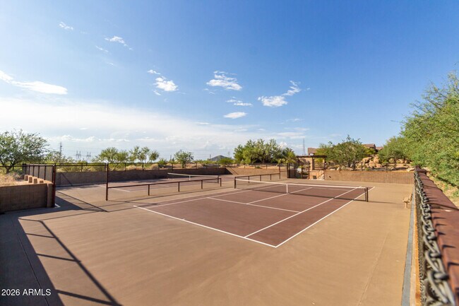 Building Photo - 10260 E White Feather Ln