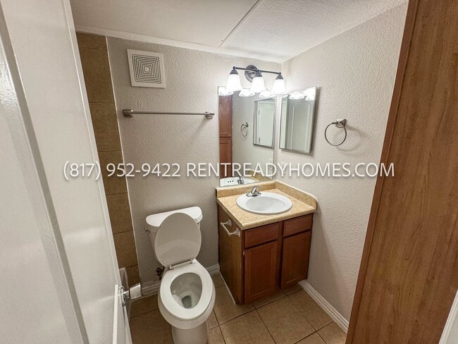 Building Photo - 8110 Skillman St