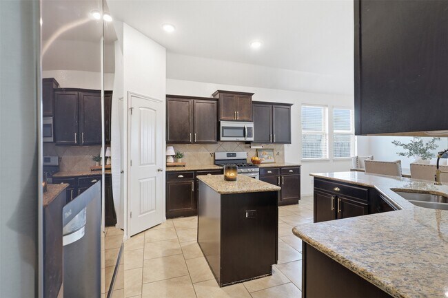 Building Photo - 23207 Verona View Ln