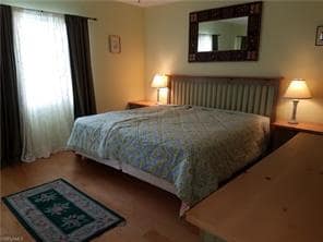 Building Photo - 1075 Foxfire Ln