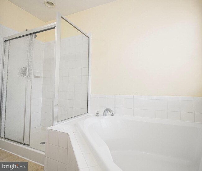 Building Photo - 2902 Indian Summer Ct