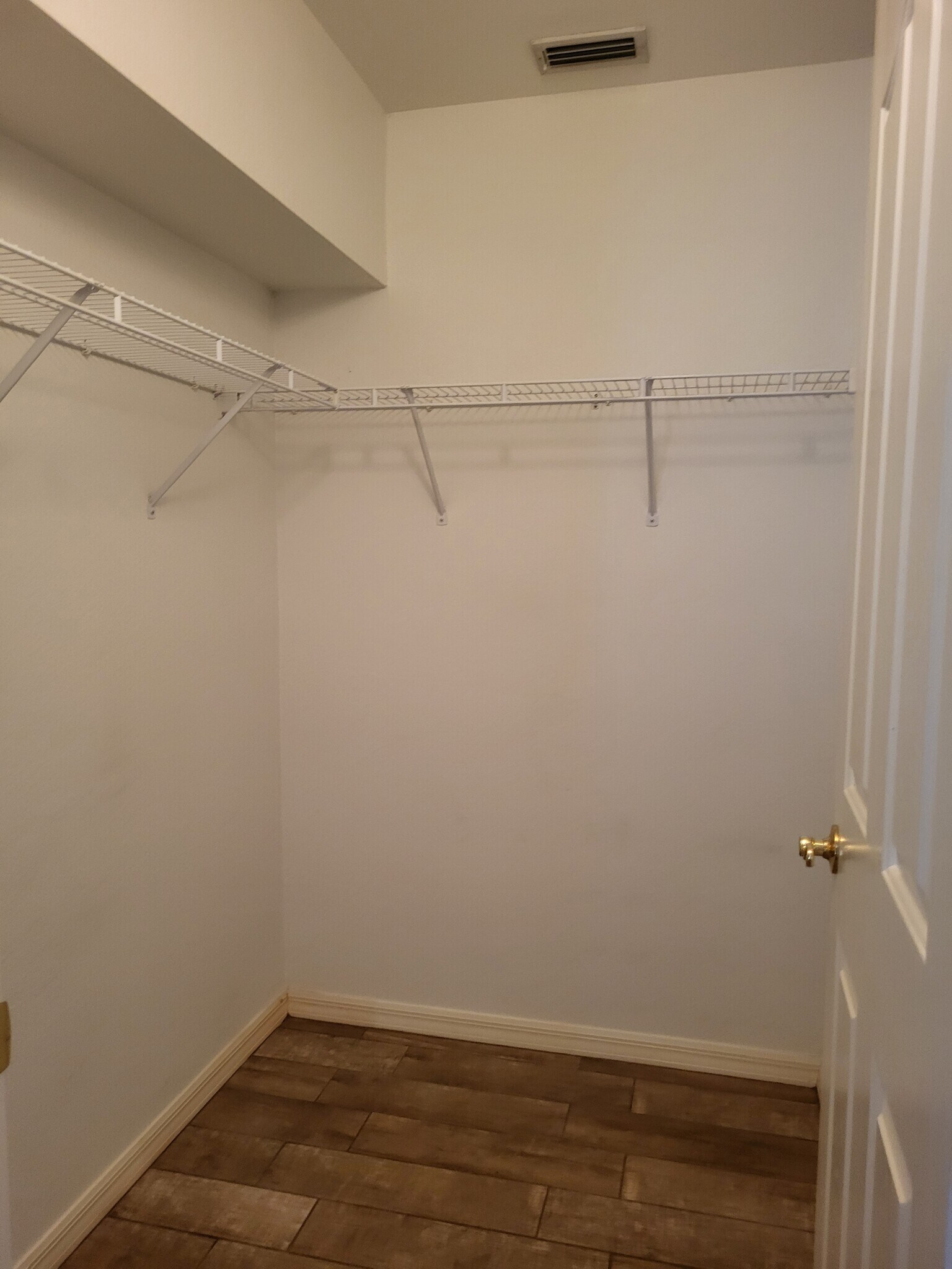 Building Photo - 1883 Yankee Ter