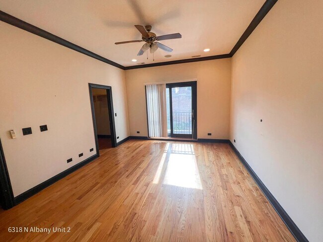Building Photo - 6318 N Albany Ave