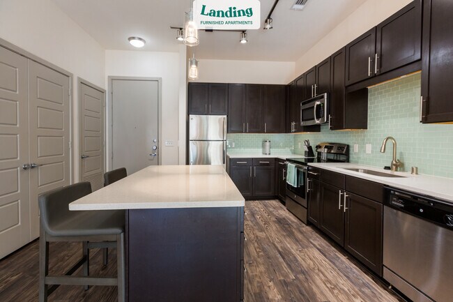 Building Photo - 3700 Mapleshade Ln