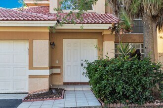 Building Photo - 4/2.5 SINGLE FAMILY HOUSE AT THE GABLES AT...