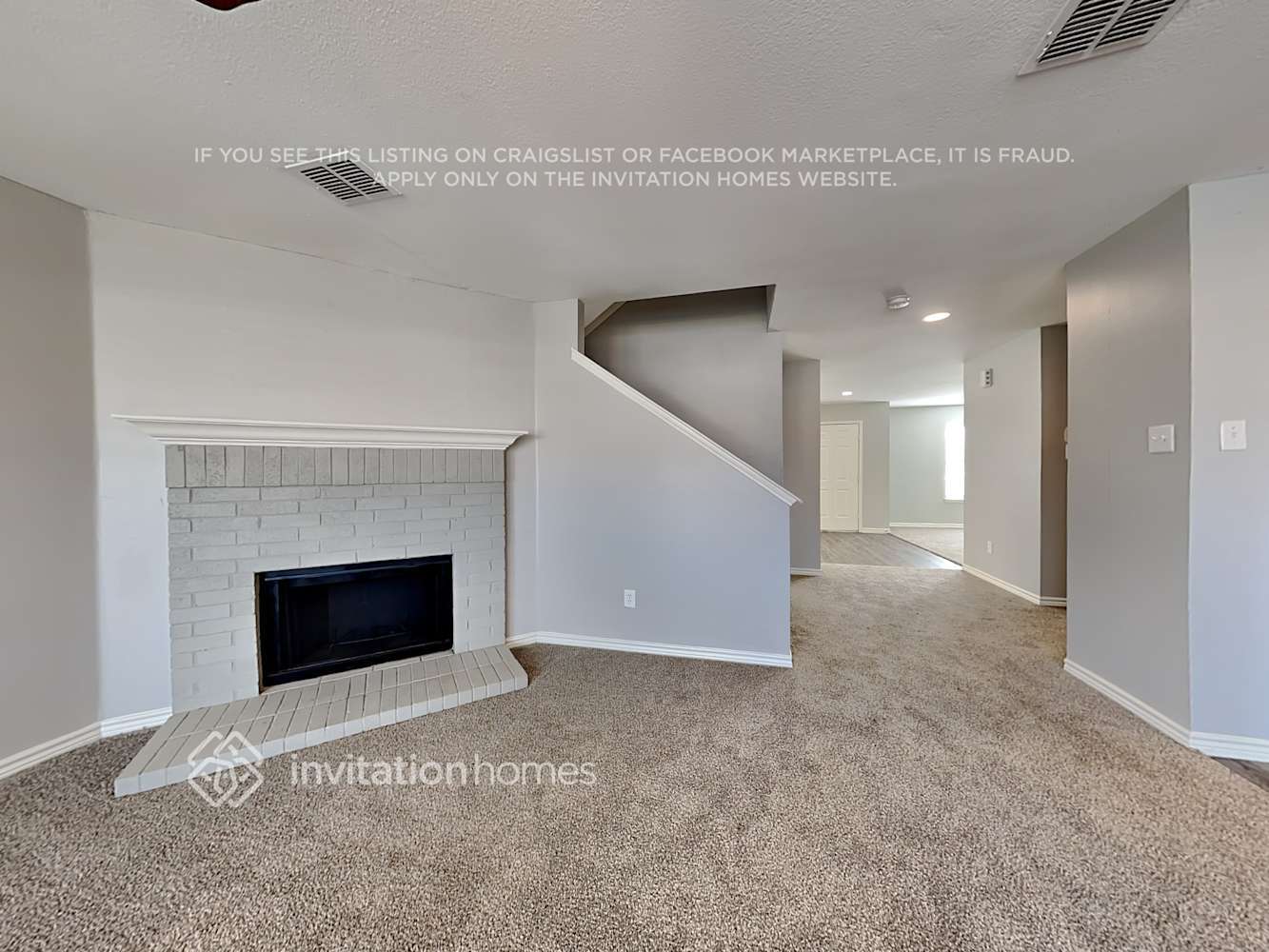 Building Photo - 136 Rolling Hills Pl