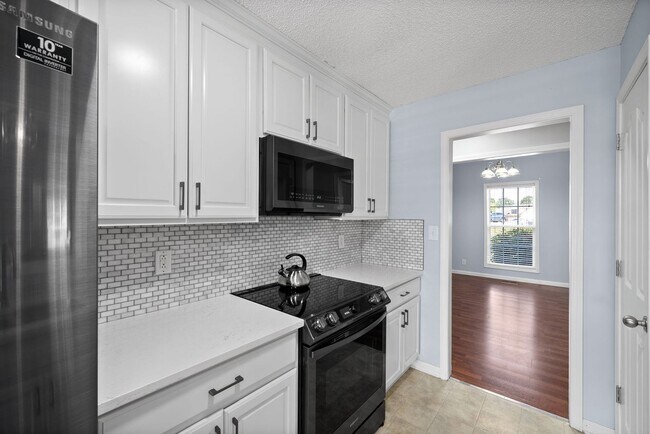 Building Photo - Beautiful home in Twin Rivers Subdivision Waiting for You to Call Home!