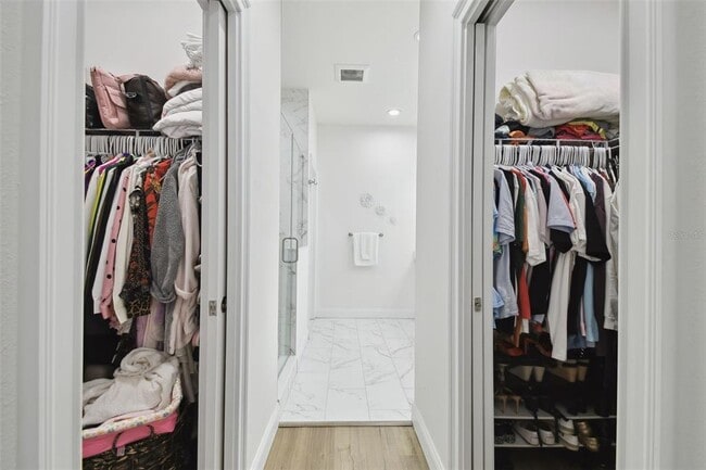 Building Photo - 524 S Grosse Ave