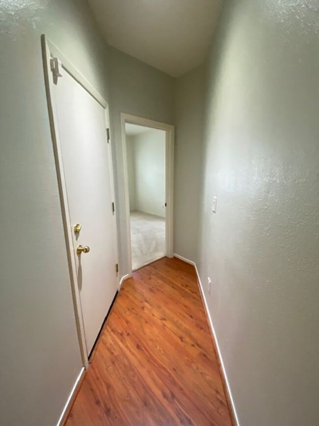 Building Photo - LAS PALMAS II 3 BED/ 2 BATH HOUSE FOR RENT