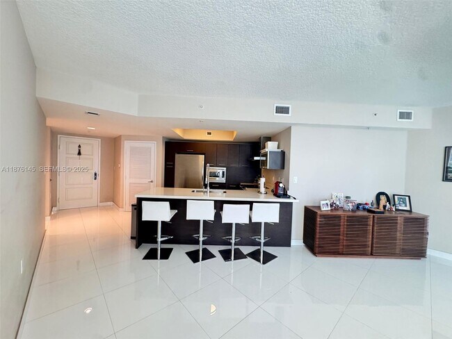 Building Photo - 200 Sunny Isles Blvd