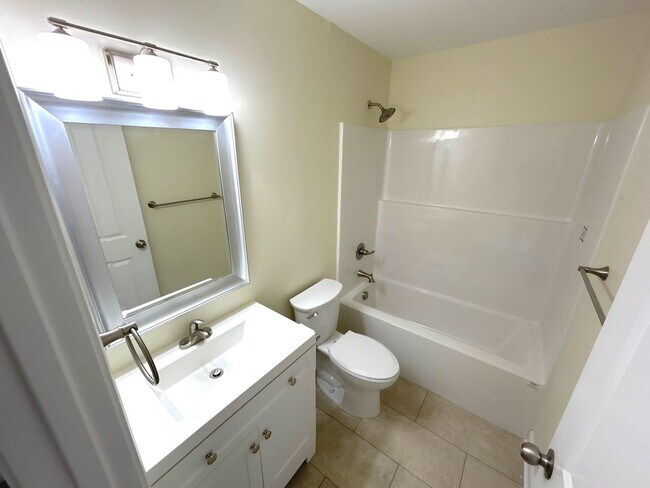 Building Photo - 3718 Reagan Ave NW