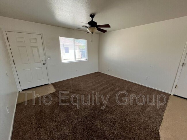 Building Photo - 482 W Morton Ave