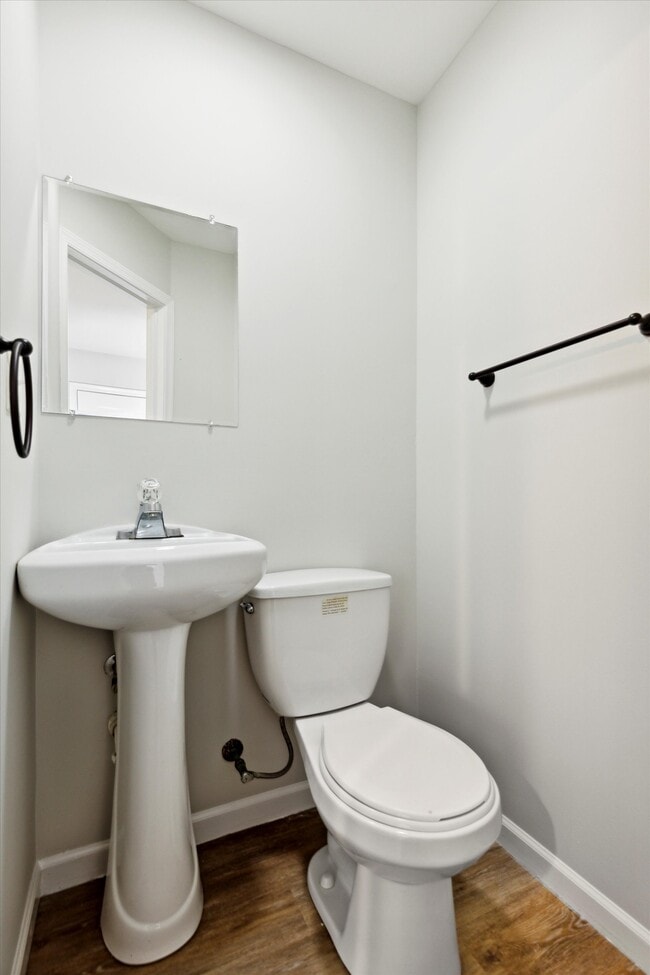 Building Photo - 56 S Charlotte St