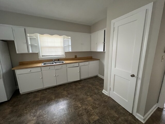 Building Photo - 1004 Idlewood Dr