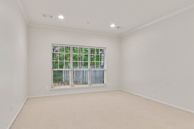 Building Photo - Verner School Zone - Fox Ridge Subdivision